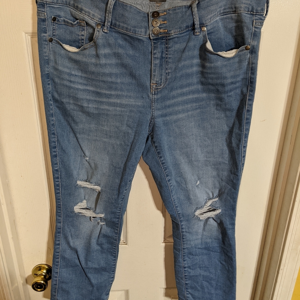 Torrid crop jeggings